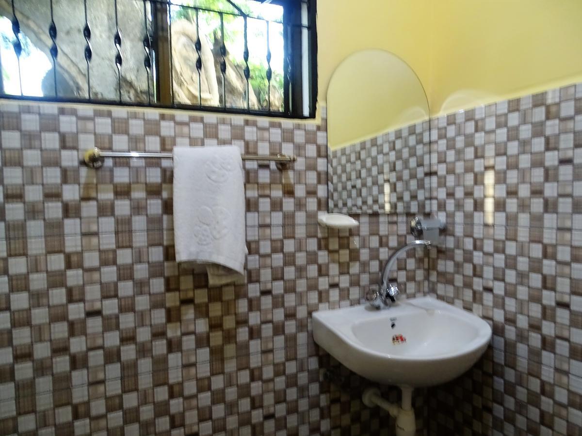Mgulani Lodge Hotel Dar es Salaam Bagian luar foto